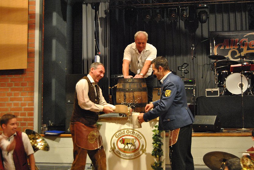 13 09 27 Partynacht in Tracht 2013 (142)